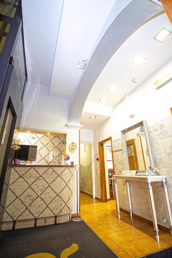 Hotel Prime Pistoia Exterior photo
