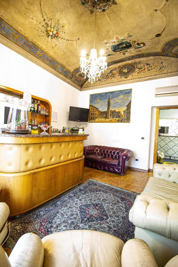 Hotel Prime Pistoia Exterior photo